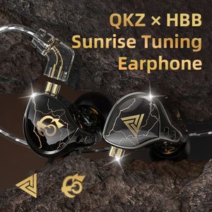 Kulaklıklar QKZ X HBB Kulak Hifi IEMS Kablolu Kulaklıklar 10mm Titanyumdan Pençelenmiş Diyafram Dinamik Sürücü Bas Koşarları Ses Kulaklıkları