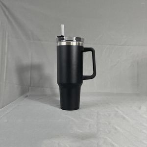 Vattenflaskor 40oz rostfritt stål Vakuum kopp bil stor kapacitet bärbar handtag termisk reseisolering kaffe mugg