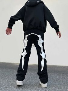 Męskie spodnie dżinsy mężczyźni kobiety ulicy Hiphop wydrukowany czarny nowy moda swobodna punkowa retro luźne miłośnicy proste spodnie uliczne