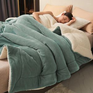 Fodere per sedie Coperta in pile autunno inverno Coperta soffice e calda in flanella di corallo Coperte casual per camera da letto Divano letto Spessore morbido Tiro