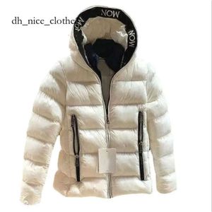 Monclairjacke Mocler Ceket Erkek Moda Ceketleri Lüks Tasarımcı Markası Down Ceket Parkas Man Epaulettes Trend Kış Sıcak Pamuklu Açık Outwear Coats 7182