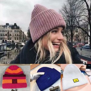 Lüks Beanie Erkekler Kadın Stüdyoları Gülümseme Yüz Şapka Şapk Sıcak Kış Moda Kafatası Kap Bonnet Hatsqwd6#