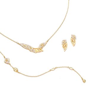 Swarovskis Necklace Designer Luxury Fashion Women Original Quality New Product Jinggong Ye Flower Day Moon Night Bright Eyes Women's Jewelry Gift