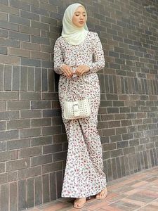 Etniska kläder Dubai Fashion Chiffon Floral Draw String Chic and Elegant Women aftonklänning Jalabiyat långärmad Slim Fit Marockan Saudiar