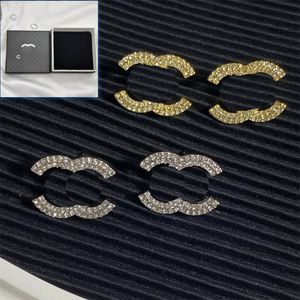 Mini Diamond Ohr Frauen Boutique Geburtstagsgeschenk Ohrring Box Verpackung Designer Schmuck Heiße Marke Klassiker Charm Ohrringe