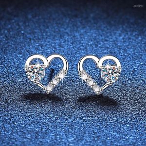 Brincos de garanhão Real 0.6ct Moissanite Heart Shape Ins Moda 925 Sterling Silver Jewelry Mosan Diamond Pass Gift