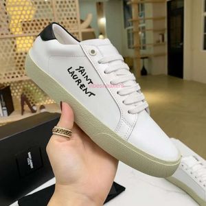 Fashion Designer Casual Shoe Canvas Court Classic Sl/06 Perforated Shoes 2023ss yslace Embroidered Low Cut Leather Sneakers