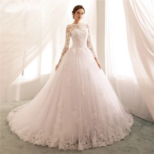 Seksi Kadınlar 2024 Dantel Yeni Dubai Beyaz Uzun Elbise Seksi Dantel Sleeve Bir Çizgi Çizili Süpürme Tren Elbiseleri Plus Boyutu Düğün Gelin Önlük Vestido De Novia Es