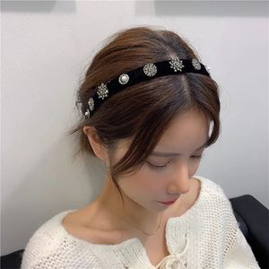 Fasce per capelli con strass stella coreana fiocco di neve per donna Fasce per capelli con perle di velluto nero femminile Cerchi per capelli per trucco Accessori per capelli 240119