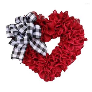 Decorative Flowers Hanging Wreath Fabric Heart Shape Red Garland Front Door Valentines Day Pography Props Wedding Ornaments 2024