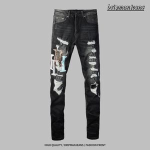 Calça jeans masculina tendência hip-hop de rua com logotipo de letras bordado, patchwork, corte de faca desgastante, visual vintage lavado com água, calça comprida elástica slim fit