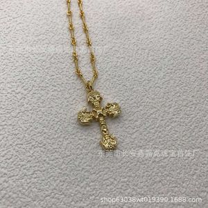 2024 Designer Brand Cross Ch Necklace For Women Luxury Chromes Gold Flame Pendant Bamboo Chain Men Par Hip Hop Mervatile Heart Classic Jewelry Neckchain 333Q