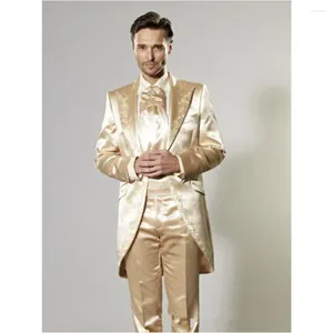 Abiti da uomo Ultimo Cappotto Mutanda Design Italiano Ricamo in oro Raso Abito da uomo Slim Fit Smoking 2 pezzi Blazer Personalizzato Sposo Prom Terno Masculino