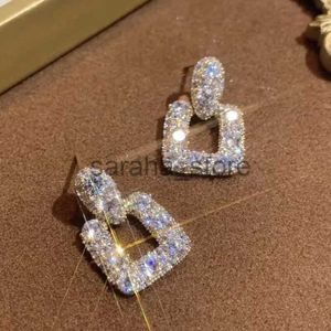 Stud 2023 Korean Fashion Shinrhinestone Hollow Square Drop Earrings for Women Girls Vintage Crystal Luxury Jewelry Party Gifts J240120