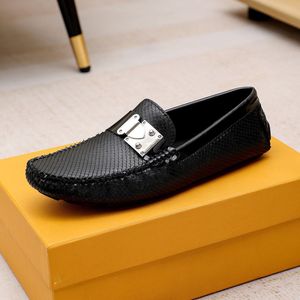 2023 Driver Moccasin Men's Designer Driving Shoe Genuine Leather Slip on Dress shoes Men Loafer Casual Shoes With Colorful Rubber Pads Lace tipssize 38-46 1.19 04