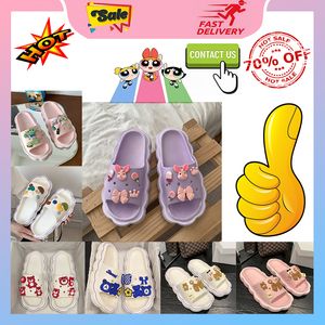 Free shipping Designer Casual Platform Slides Slippers Men Woman wear-resistant Light weight anti Rubber breathable soft soles Beach Flat Summer Beach Slipper