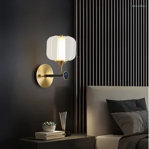 Lampada da parete Lampade moderne a LED in cristallo Camera da letto creativa Luce da comodino per interni Soggiorno Sala da pranzo Scale Bagno Corridoio