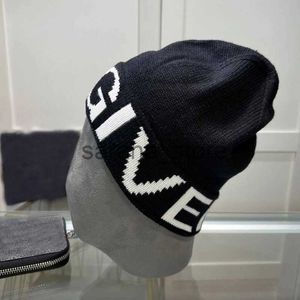 Beanie / Skull Caps Masculino Beanies Homens Beanie Unisex Melon Cap Inverno Outono Hip Hop Street Hat Mulheres Homens Cor Sólida Quente Malha Brimless Chapéu J0120