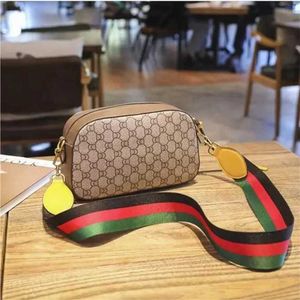 Crossbody Vintage Messenger çantaları kadın çanta kamera tarzı çanta lüks tuval çanta deri debriyaj moda çapraz vücut omuz çantası 70% kapalı outlet online satış