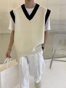 Men's Vests Knit Sweater Male Beige V Neck Spliced Clothing Waistcoat Vest Sleeveless Winter 2024 Over Fit Cotton Wool Warm Street A X