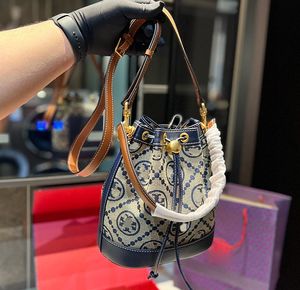 9A Designer Tygväskor Bambu Kvinnor DrawString Bag äkta läder Crossbody Bag Handväskor Lyxiga axelväskor Fashion Wallet Purse Card Holder Holder
