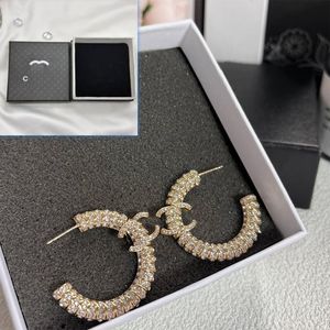 Charm-Frauen-Geschenk-Ohrringe, luxuriöser Designer-Schmuck, hochwertig vergoldete Ohrstecker, Boutique-Stil, Schmuckdesign für Frauen, neue versilberte Ohrringe mit Box