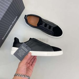 2024NEW Top Designer Sukiety Buty Mens Zegna Zegna U-Up Business Casual Social Wedding Party Wysokiej jakości skóra Lekkie grube trampki formalne trenerzy Casual 84