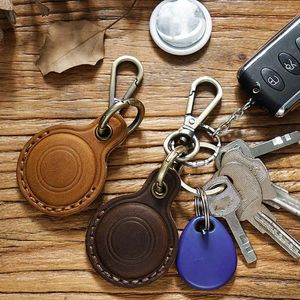 Keychains 2024 Retro Leather KeyRing For Apple Airtag Locator Tracker Device Anti-drop Anti-rubbing Protective Keychain Accessories