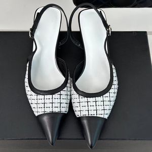 2024 Summer NYCKA ANDE SEXY POIND TOE Women High Heel Sandals Runway Designer Högkvalitativ patentläder Strange Heel Kvinnliga utkläder Fashion Slippers