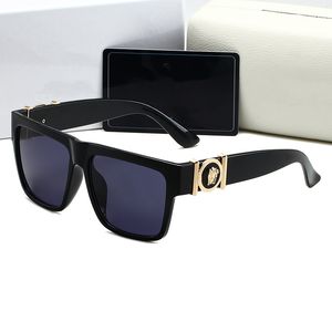 Ladies Designer Sunglasses Square Retro Mans Sunglass Outdoor Beach Holiday Eyeglasses For Woman Mens Sun Glasses