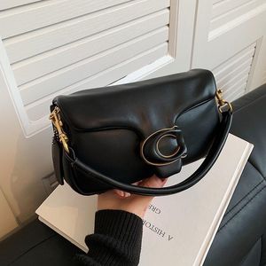 Kadın Moda Tasarımcısı Coache Tabby Bag Antrenörler Çanta Koltuklu Çantalar Omuz Crossbody Mini Luxurys Meydan