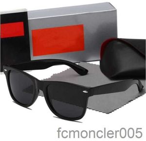 Uomo Rey Ban Rays Desinger Bans Wayfarer 54mm Occhiali da sole polarizzati Polarizzati Donna Lenti nere Occhiali da sole Donna Uomo Verde Rettangolo 49ZN