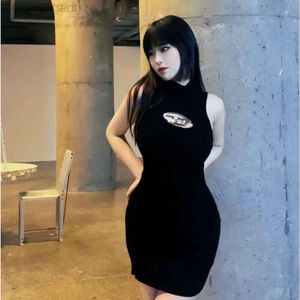 24SS T Shirt Designer Deisel Diesel * Metal Hollow Out High Neck Knit Dress Spicy Girl Slim Fit Casual Sexy Wrap Hip Skirt 24SS