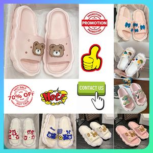 Kostenloser Versand Designer Casual Platform Slides EVA Männer Frau Anti-Rutsch-Verschleißfeste Sandalia Leder Gummi Sandalen Weiche Sohlen Flacher Strand Sommerschuh