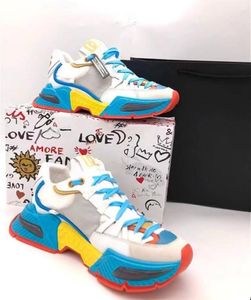 2024 Nya varumärkesdesignskor High End Luxury 01 Womens Casual Sports Shoes Lace Up Round Toe Color Block Öka pappa Skor Mensskor måste ha för mode