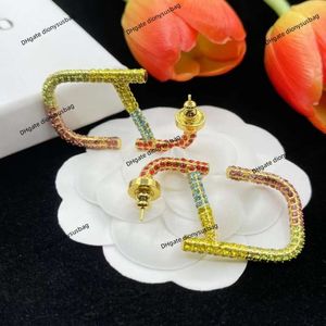 Designer Luxus Marke Schmuck Ohrringe Neue v Brief Silber Nadel Ohrringe frauen Diamanten Passenden Mode Vielseitig Französisch