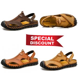 2024 Herrkvinnor tofflor Fashion Floral Slipper Leather Flats Sandaler Summer Beach Shoes Loafers Bottoms 38-48