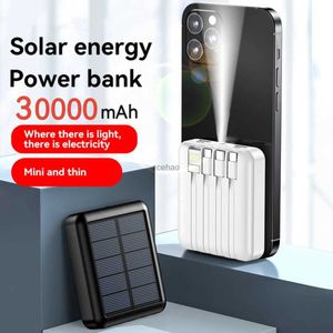 Mobiltelefon Power Banks Mini Solar Power Bank Portable Extern Mobile Power Supply levereras med 4 laddningsdatakablar Small Light Source Power Bank