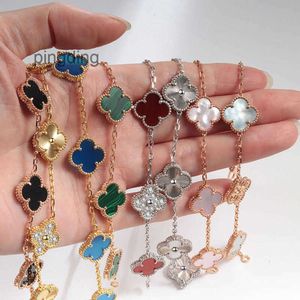 Jewelry Designer Chain Van Four Leaf Clover Bracelet Cleef Van Bracelets Four Leaf Jewelry 4 leef Women Charm Bangle Sports Network Celebrity Light Luxury High Quali