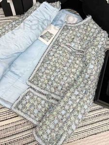 Женские куртки Дизайнер Chan 2024 Новый осень-зима западный пиджак дизайнерский модный твид высокого качества для отдыха Весеннее пальто Пуховик Подарок на день рождения YF33