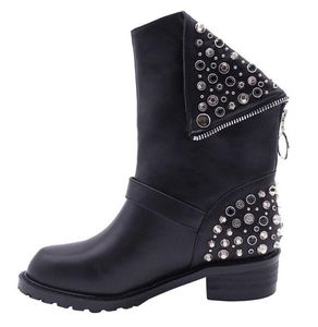 Botas curtas 100% couro rebite metal mulheres sapatos clássicos saltos grossos sapato de designer de couro de salto alto moda diamante senhora bota grande tamanho 35-43