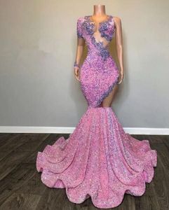 2024 Pink Prom Dresses Sexig juvelhals illusion långärmad paljettpärlor formella festklänning sjöjungfru plus storlek aftonklänningar sveptåg