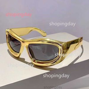 Okulary przeciwsłoneczne Y2K Sports Steampunk Women Men Men Designer Rectangle Punk Sun Szklanki Panie Trend Goggles Silver Mirror Eyeglass 01u7o4