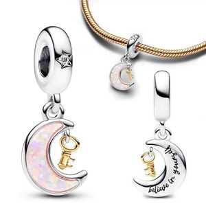 Sier dwukolorowy Key Moon Dangle Charm Bead Fit Oryginalne koraliki bransoletki dla kobiet Prezent biżuterii