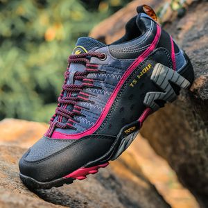 2024 Mountaineering shoes lightweight non slip outdoor shoes leather breathable wear-resistant men hiking shoes women sports tourism shoes size 39-45