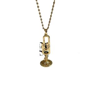 Collana satellite Designer Donna Alta qualità con ciondolo a forma di scatola Imperatrice vedova Spille Collana con ciondolo Femminile Luce Lusso Temperamento squisito Avanzato