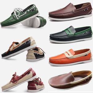 Designer Sneakers Storlek 2024 Segling Stora Casual Mens äkta läder British Driving Single Shoes For Men Shoe Train 46