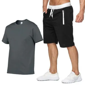 Männer Trainingsanzüge 2024 Baumwolle-Sommer 2024Zwei Stück Set Männer Kurzarm T Shirt Cropped Top Shorts Design Mode WW