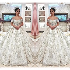 TOUNNINGBRIDE 2024 NYA ARRIVAL Luxury Dubai A-Line Wedding Dresses Off Shoulder Lace Applicques Pärled Crystal Chapel Train Arabic Plus Size Formal Bridal Gowns