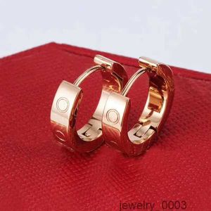 2024 STUD Fashion Love Projektant Złote ćwieki Klip do uszu luksusowy biżuteria rozmiar damski srebrny pierścień dla kobiet kolczyki 4xul